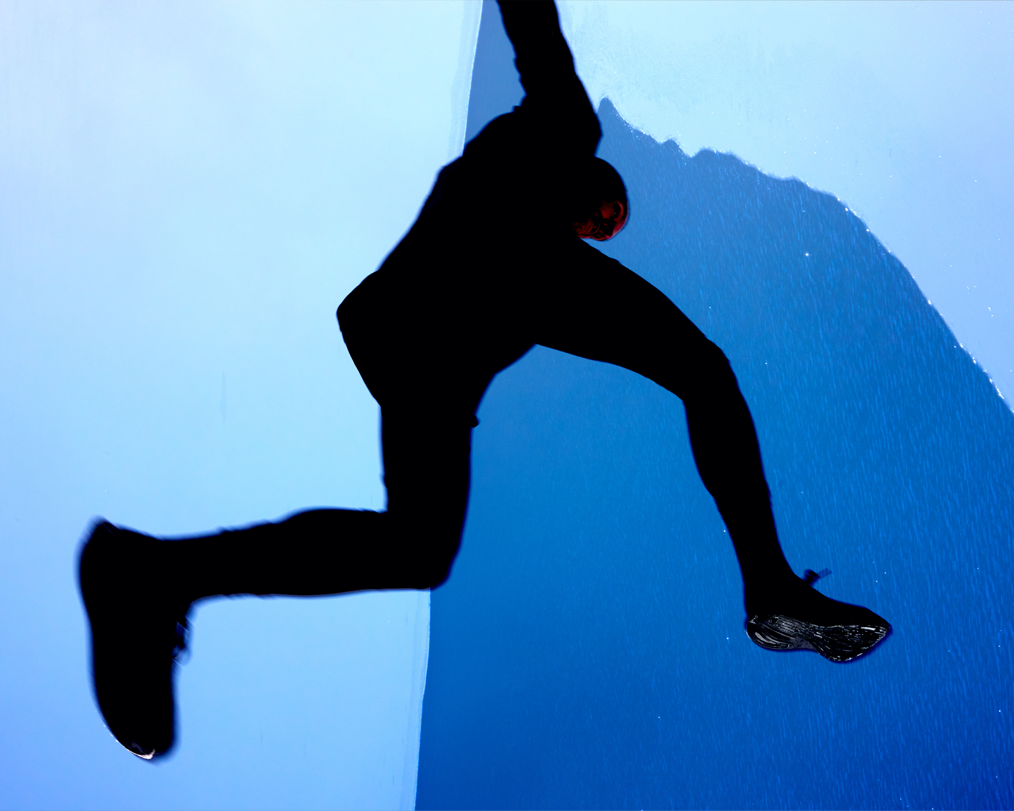 Ill-Studio - SALOMON BLACK EDITION