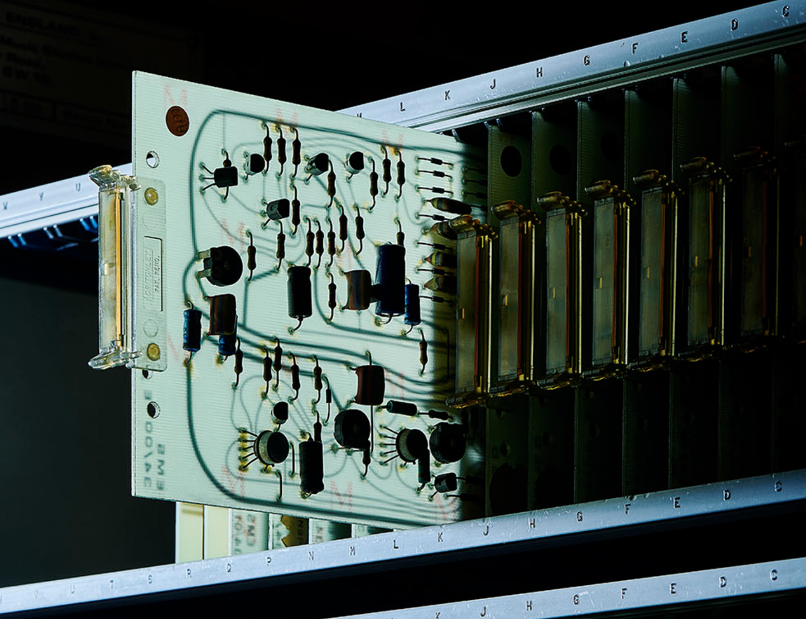 Ill-Studio - EMS SYNTHI 100