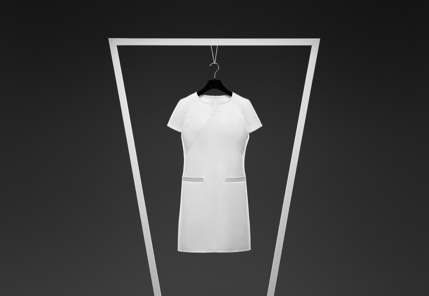 Ill-Studio - COURREGES